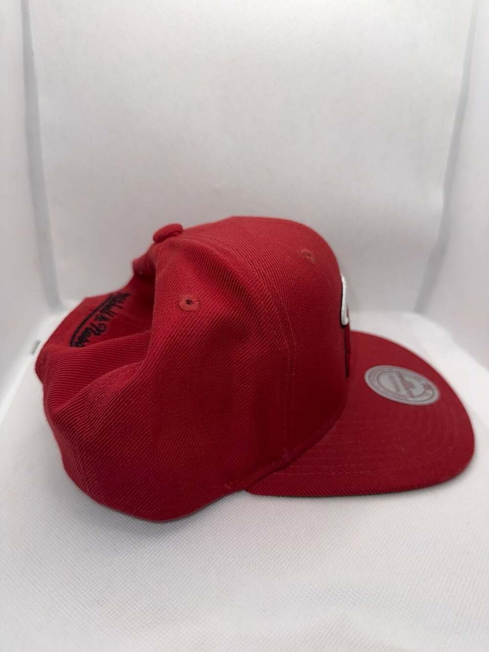 Mitchell & Ness Miami Heat Red Snapback Hat Green Underbrim Adjustable - Picture 2 of 8